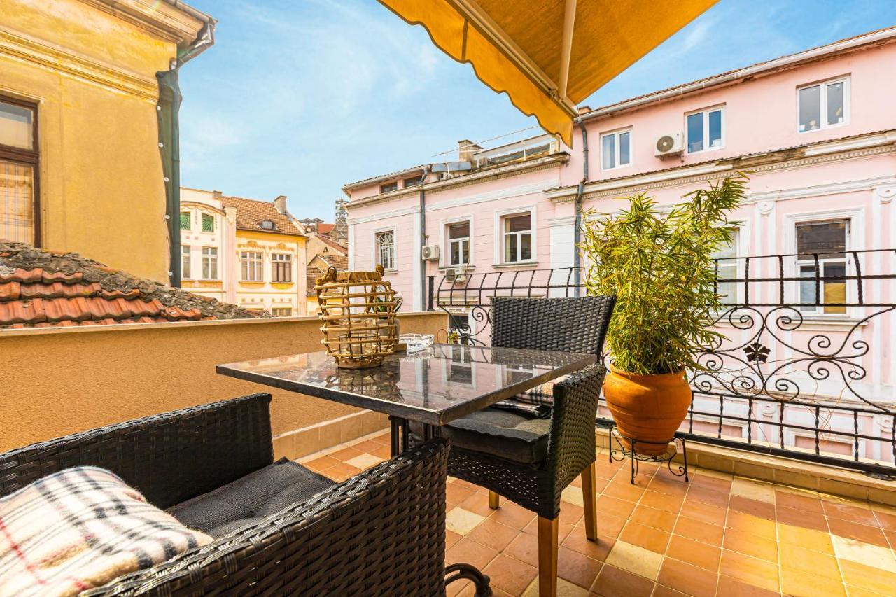 Luxury Central Apartment Plovdiv Eksteriør billede